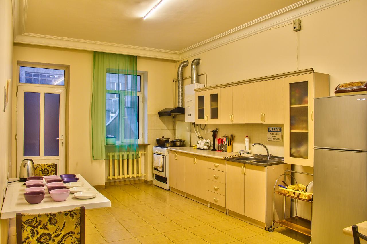 Classy And Cozy Hostel Єреван Екстер'єр фото